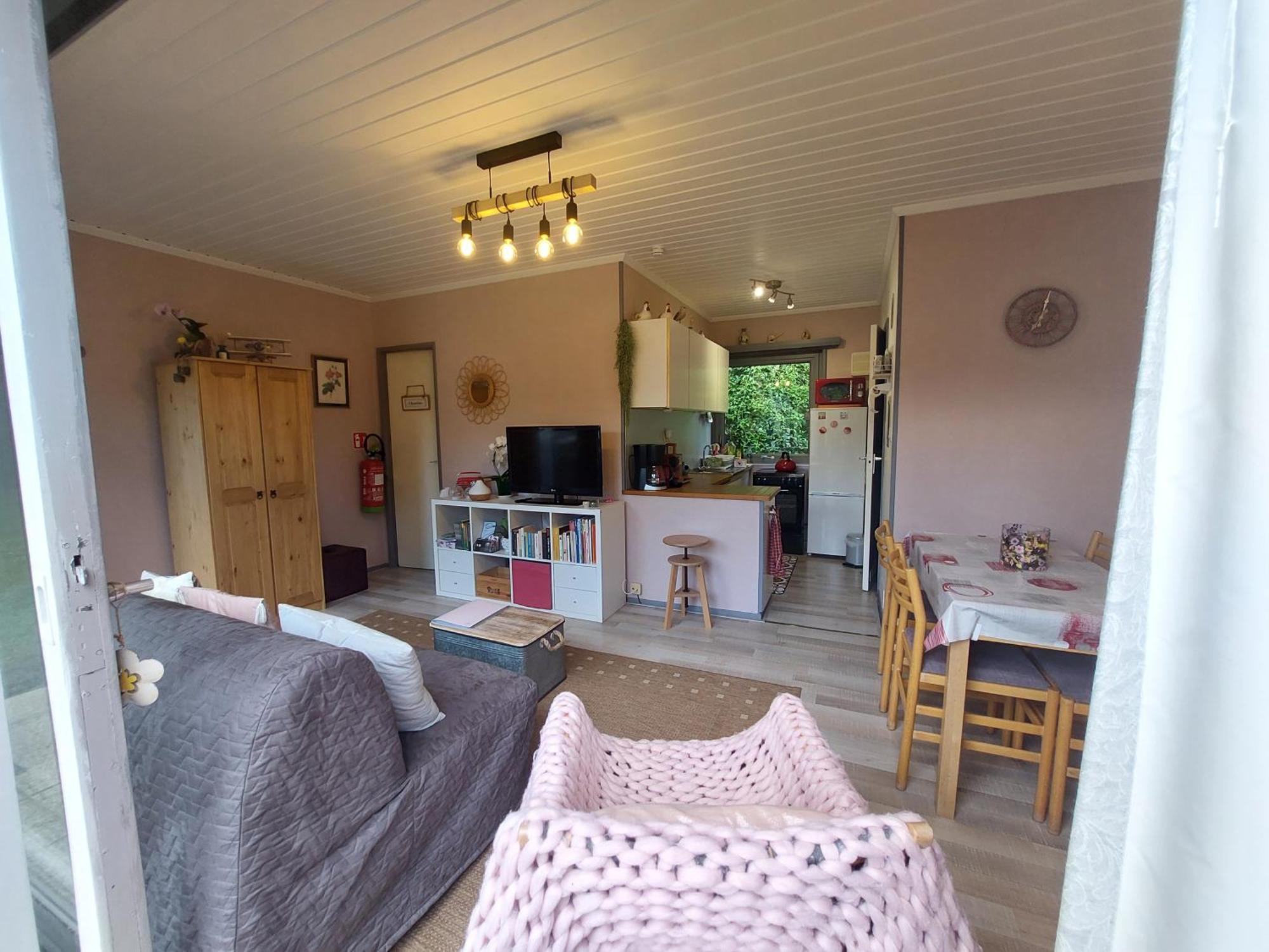Le Petit Chalet - Bungalow Waulsort Bagian luar foto