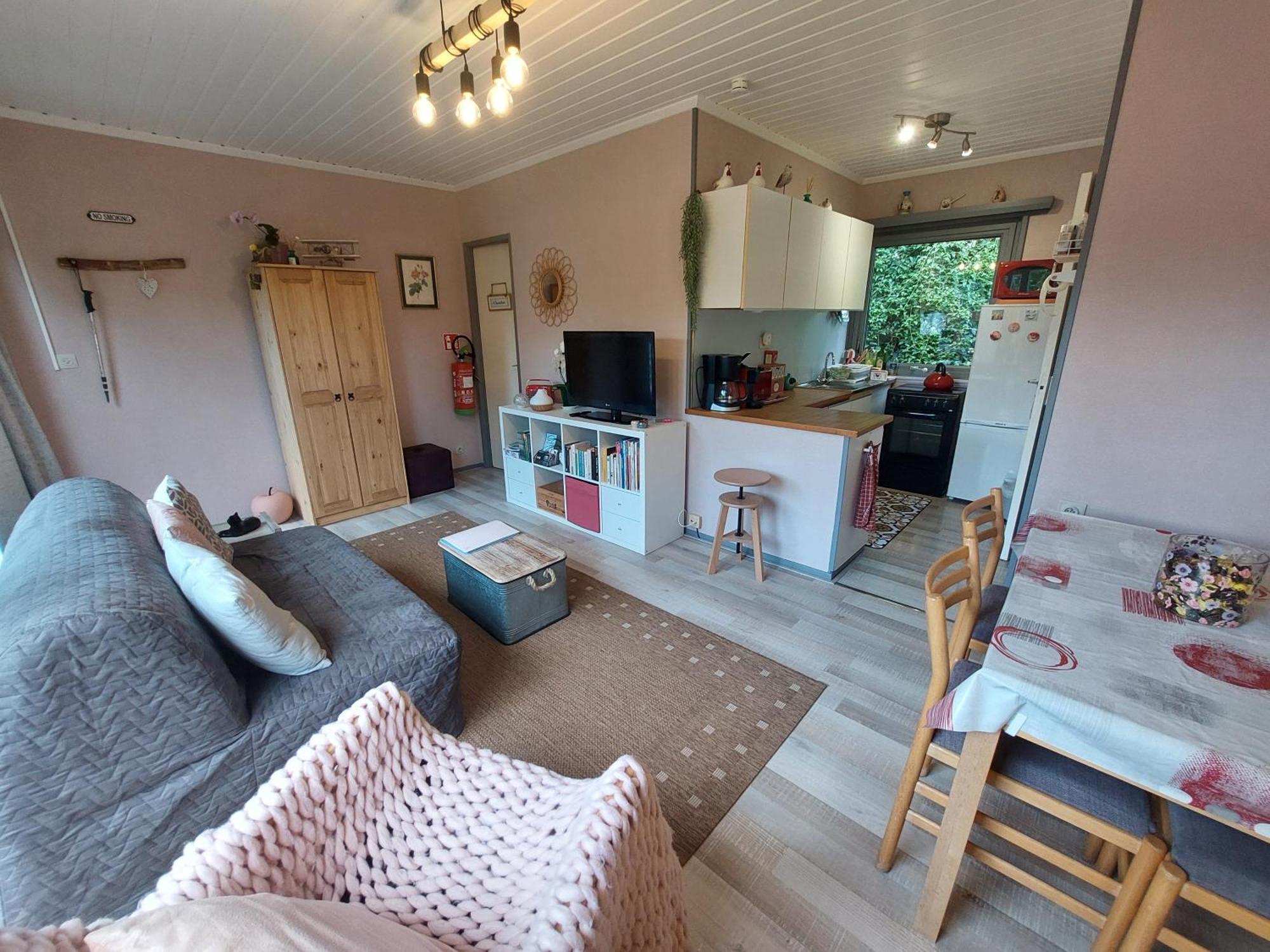 Le Petit Chalet - Bungalow Waulsort Bagian luar foto